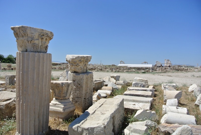laodicea-pillar2